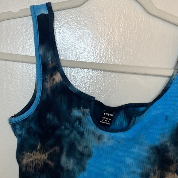 SHEIN Crop Tank Top - Picture 2 of 2